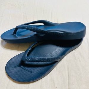 Archie’s Arch Support Flip Flop Navy Sandals